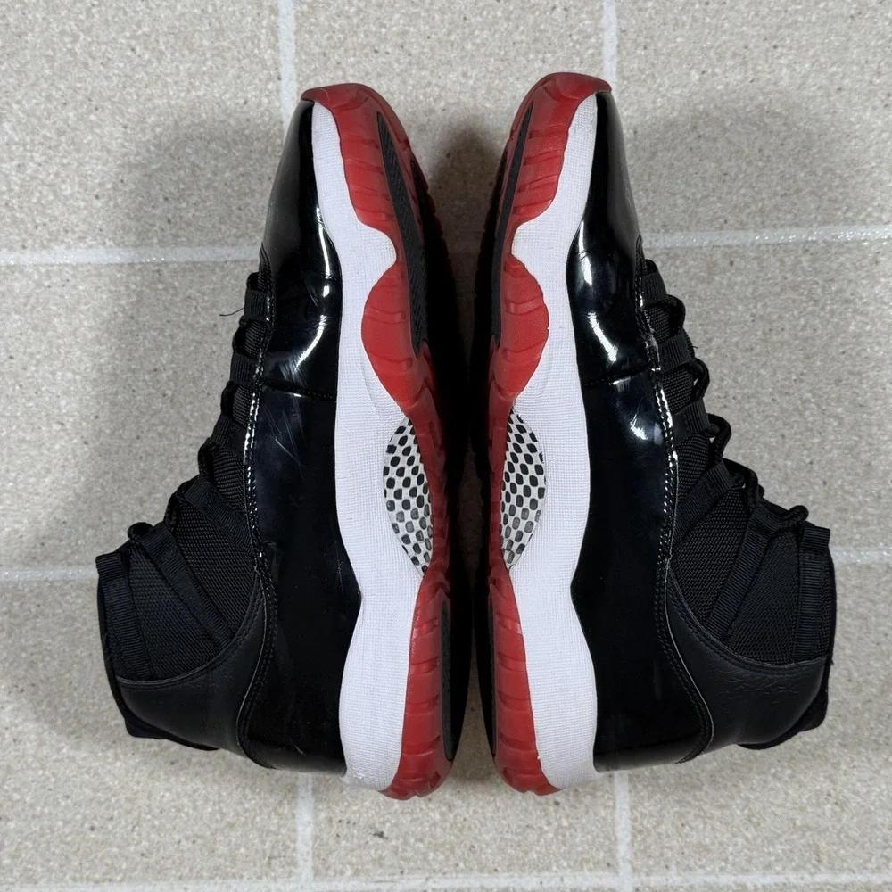 Nike Air Jordan 11 Retro Bred 2019 Size 10.5 Black Red XI 378037-061